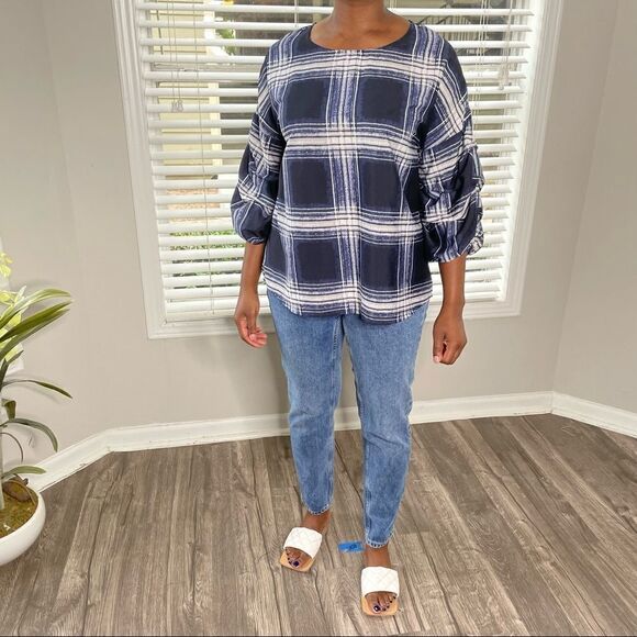 2/$20 Maggie & Max Blue Plaid Puff Sleeve Top - Picture 2 of 16